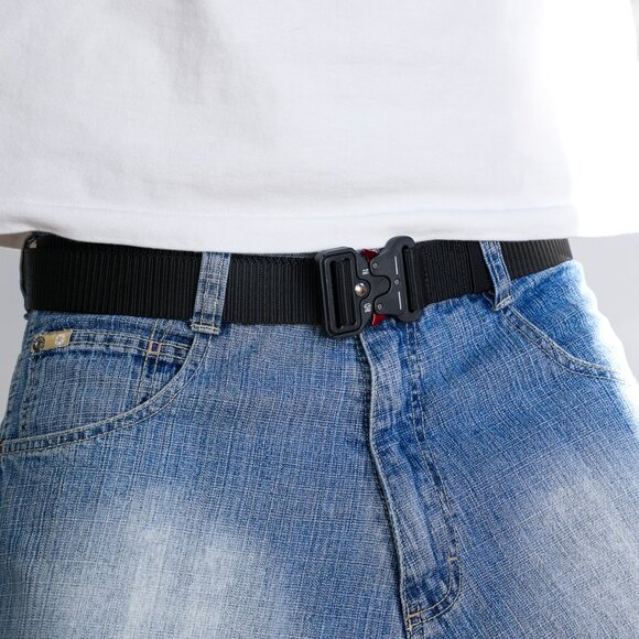 Tactical Quick-Release Black Belt - Picture 7 of 11